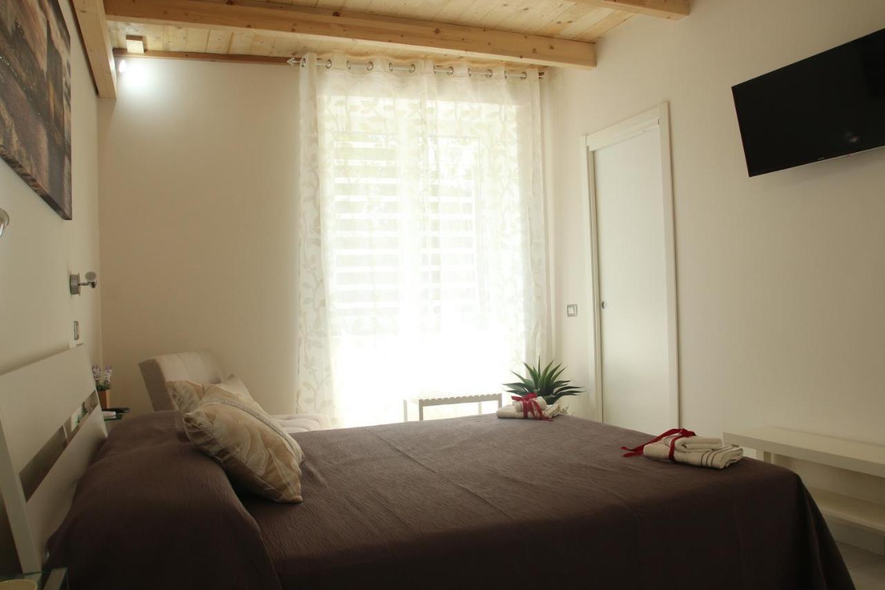 B&B Oplonti Resort Торре-Аннунциата Экстерьер фото